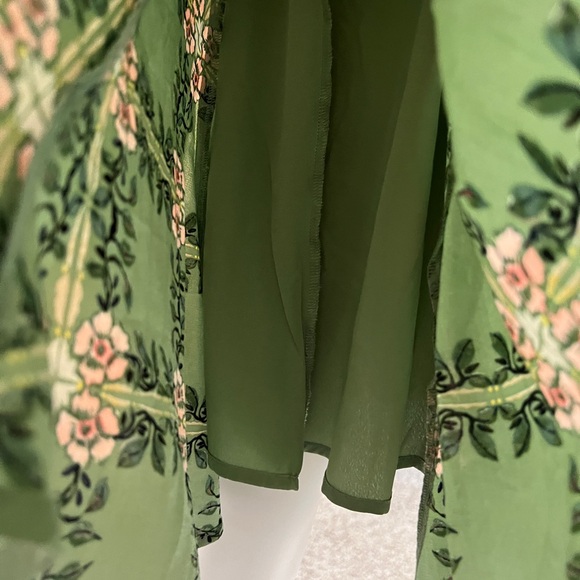 Loft Green and Pink Floral Tiled Vine Godet Dress, NWOT, Size L - Picture 6 of 8